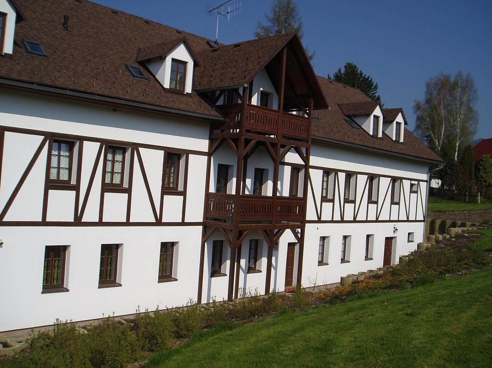 Restaurace A Penzion Ceska Hospoda Hermanice  ภายนอก รูปภาพ